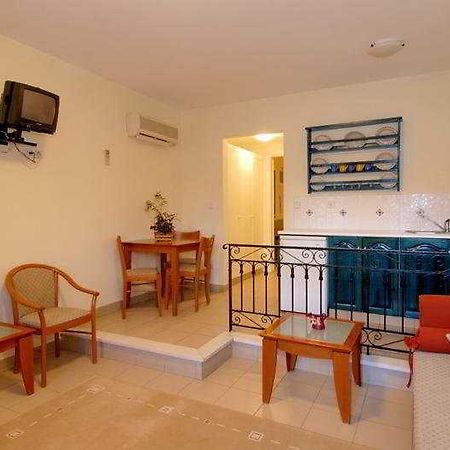 Hotel Omirikon Vathy  Esterno foto